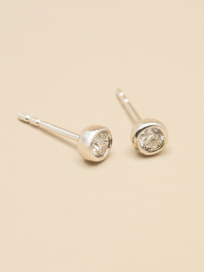 Essential diamond stud - 0.26 ct