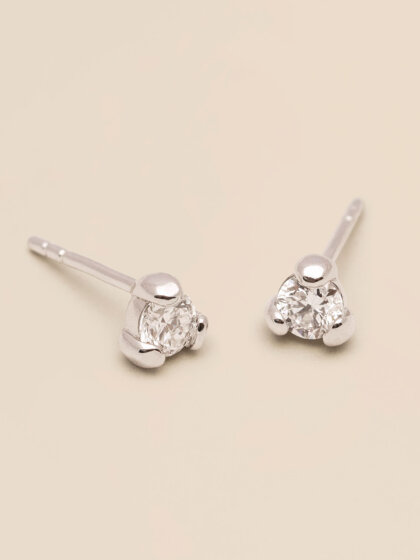 Signature stud earrings 4 mm - 0.5 ct