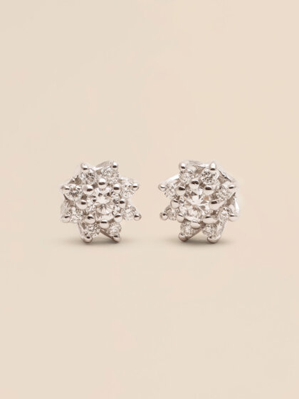 Princess diamond flower stud - 0.34 ct